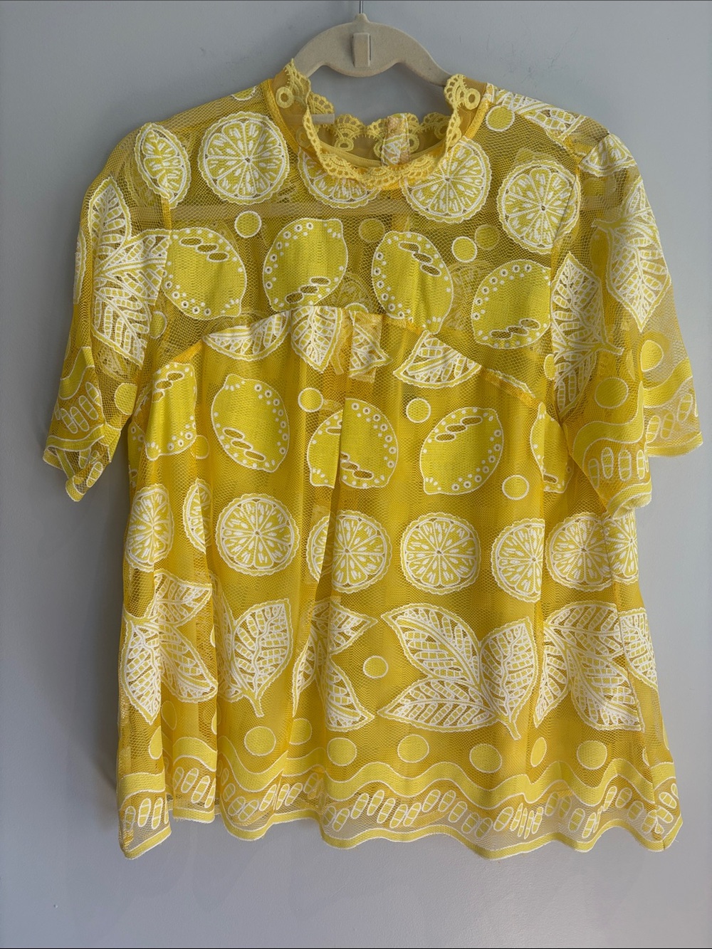 HD in Paris Yellow Lace Citrus-Print Short-Sleeve Blouse